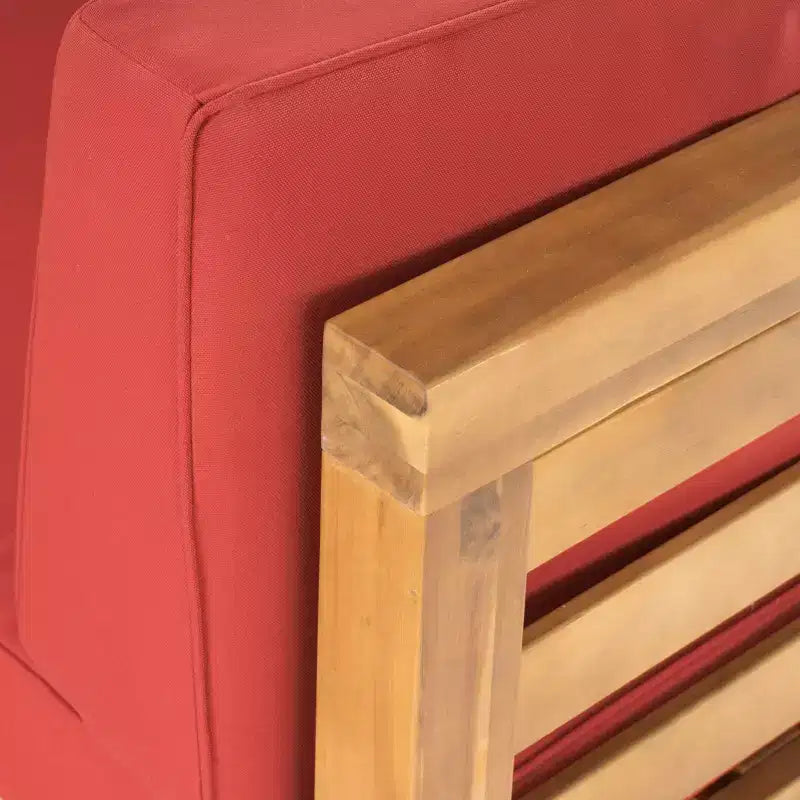 Causeuse à bras droit et table basse d'extérieur Oana en bois d'acacia, lot de 2, teck/rouge - Christopher Knight Home : Salon de jardin rustique avec coussins moelleux