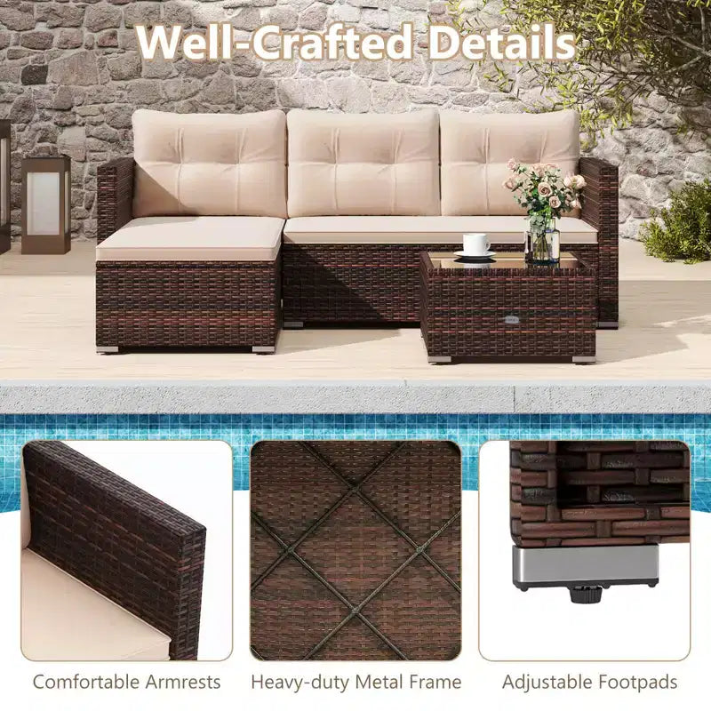 Ensemble de meubles d'extérieur en rotin 4 places Costway avec table basse en verre trempé et coussins moelleux