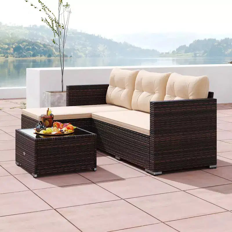 Ensemble de meubles d'extérieur en rotin 4 places Costway avec table basse en verre trempé et coussins moelleux