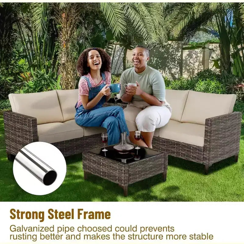 Ensemble de patio extérieur 4 pièces, mobilier sectionnel en rotin osier avec coffre de rangement et table en verre pour la cour arrière
