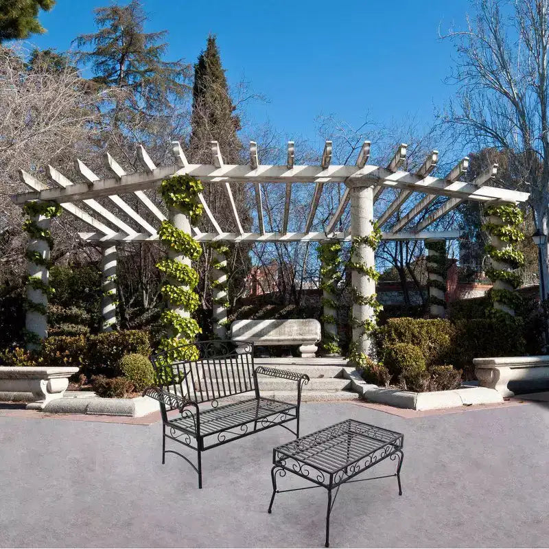Ensemble causeuse et table basse d'extérieur Courtyard Casual French Quarter en acier noir