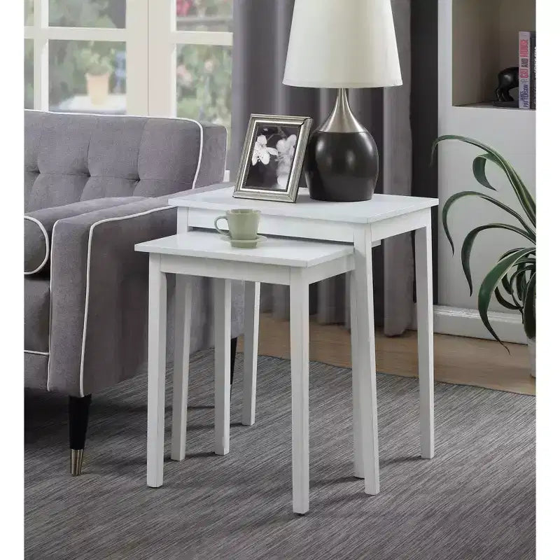 Table d'appoint gigogne en bois blanche 26,25 po