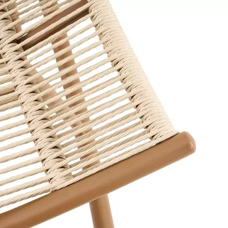 Christopher Knight Home Hanneli Ensemble de salle à manger d'extérieur 2 pièces avec table de ferme en bois d'acacia et fauteuil à bascule en fer