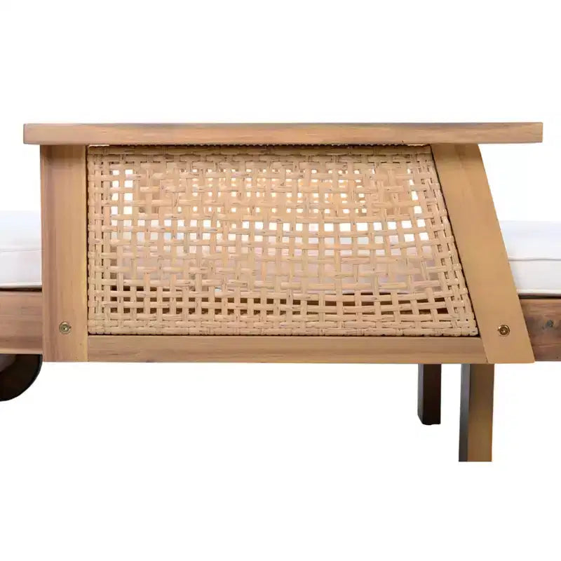 Christopher Knight Home Ming Moderne Ensemble de 3 Pièces Bain de Soleil en Acacia et Table à Lattes avec Accoudoirs en Rotin