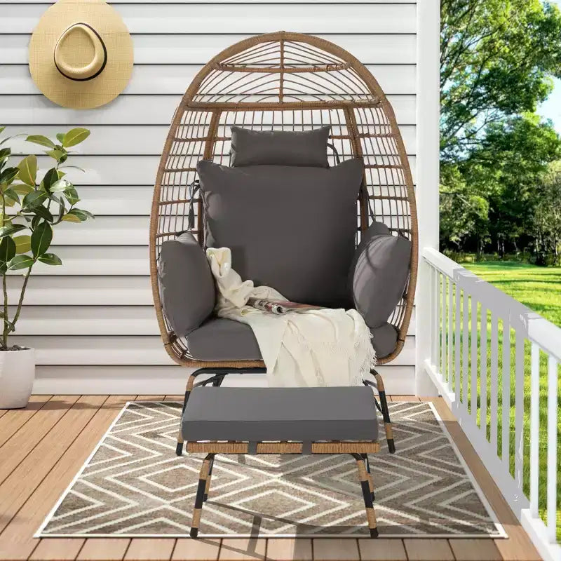GDFStudio Isaac Fauteuil d'extérieur œuf en osier et métal avec pouf et coussins épais
