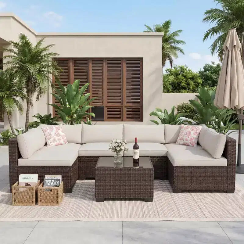Ensemble de canapé d'angle d'extérieur en osier 7 pièces avec coussins lavables et table basse en verre pour terrasse, jardin et piscine