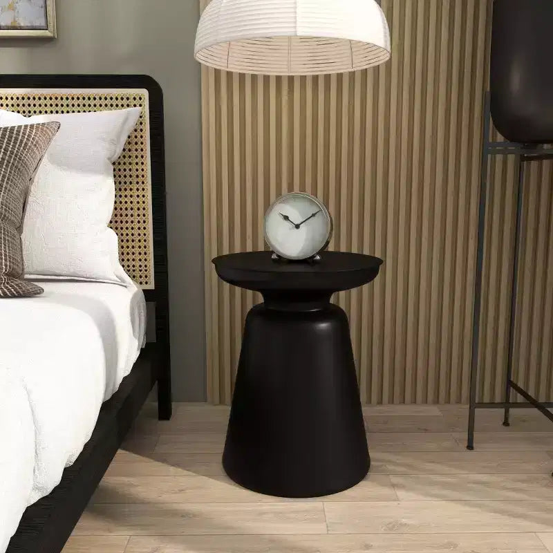 Metal Accent Table with Bell-Shaped Base, Modern Decorative Side Table for Living Room